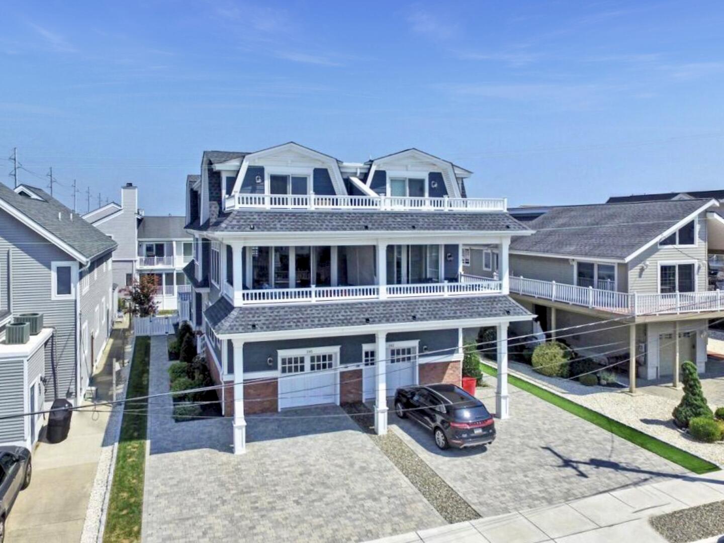 295 67th Street | Avalon, NJ | Long & Foster Vacation Rentals